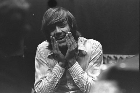 Ray Manzarek without his glasses.  Raymond Daniel Manzarek Jr. (né Manczarek; February 12, 1939 – May 20, 2013) RIP John Densmore, Robby Krieger, The Doors Band, Sugarhigh Lovestoned, Ray Manzarek, Doors Jim Morrison, The Uninvited, Doors Of Perception, The Doors Jim Morrison