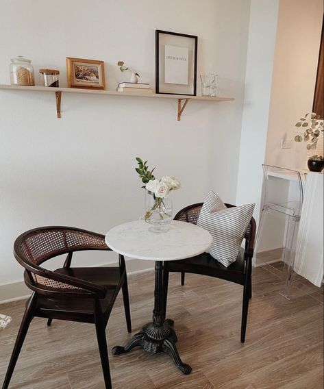 Bistro table nook moment Small Bistro Dining Table, Breakfast Bistro Table, Small Kitchen Table Chairs, Small Apt Living Room Dining Room, Mid Century Modern Bistro Table, Round Bistro Table Kitchen, Very Small Kitchen Table Ideas, High Top Bistro Table Indoor, Bistro Table Breakfast Nook