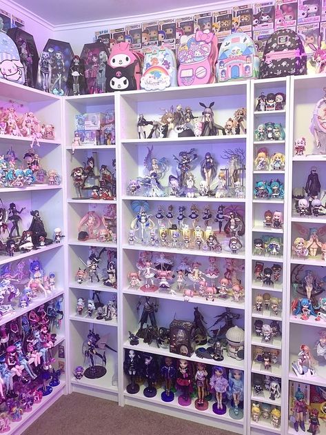 ₊˚ෆ Follow me for more 𐙚 visit my boards ₊˚ෆ Anime Figure Organization, Kurumi Room, Room Ideas Kuromi, Pastel Goth Room Aesthetic, Kuromi Themed Room, Anime Collection Room, Collectable Display Ideas, Cute Anime Room, Cosplay Room