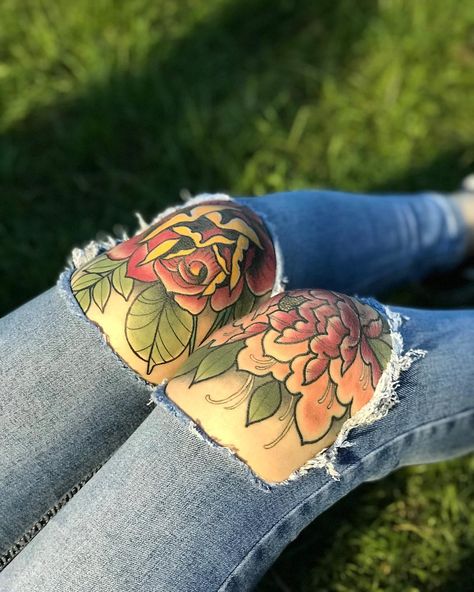 Knee Tattoo Peony, Peony Knee Tattoo, 2023 Tattoo, Peony Tattoo, Leg Sleeve Tattoo, Peonies Tattoo, Knee Tattoo, Leg Sleeve, Side Tattoos