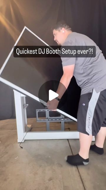 Dj Booth Portable, Diy Dj Booth Dj Setup, Mobile Dj Booth, Dj Booth Design Dj Setup, Diy Dj Booth, Dj Booth Ideas, Booth Diy, Midsize Suv, Dj Stage