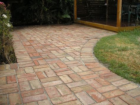 Basketweave pattern with curve and brick border Brick Patterns Patio, Brick Pathway, Brick Path, Pathway Landscaping, Brick Walkway, Brick Paving, Brick Patio, Path Ideas, Brick Pattern