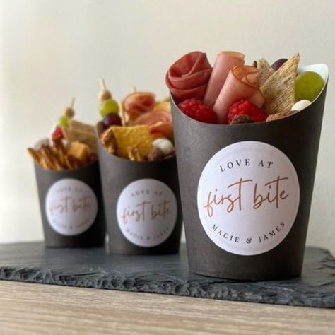 Charcuterie Cups Wedding, Wedding Reception Snacks, Grazing Station, Wedding Snack, Individual Charcuterie, Appetizer Cups, French Newspaper, Cone Dessert, Salad Appetizer Cups