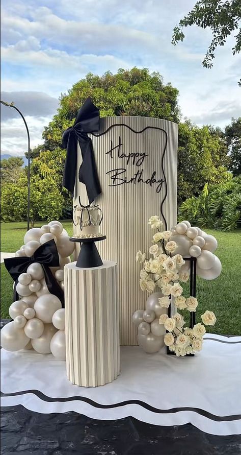 Black And White Coquette, Coquette Party, White Coquette, Girly Birthday Party, Cute Birthday Ideas, Birthday Dinner Party, Birthday Party Theme Decorations, Balloon Delivery, 18th Birthday Party