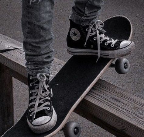 Skateboarding Aesthetic, Skateboard Photos, Skate Vibes, Dark Edit, Skateboard Aesthetic, Skater Vibes, Skateboard Photography, S Aesthetic, Skater Aesthetic