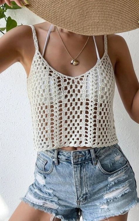 Beach Crochet, Crochet Crop Top Pattern, Patterned Crop Top, Crochet Tops Free Patterns, Crochet Summer Tops, Crochet Shirt, Crochet Top Pattern, Crochet Crop Top, Crochet Blouse