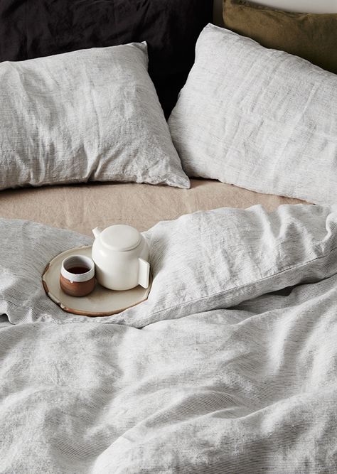 TDC: CULTIVER introduces Pinstripe |  Styling by Alana Langan, Photography by Annette O'Brien Linen Photography, Bed Photography, Modern Luxury Bed, Comfy Beds, Linen Bedding Natural, Loft Interior, Natural Bedding, Linen Bed, Bed Linen Design