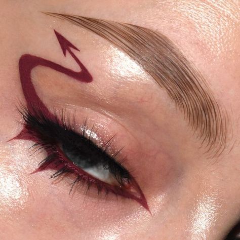 Halloween Eye Looks, Red Graphic Liner, Devil Makeup Halloween, Graphic Liner Ideas, Glam Halloween Makeup, Liner Ideas, Devil Makeup, Glam Halloween, Eyes Halloween