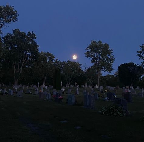 The moon’s reflection and the silence the cemetery brings holds a sort of peacefulness Cemetery Aesthetic Night, Cemetery Aesthetic, Cemetery Shoot, Jon Doe, Western Gothic, Teen Witch, Book Aesthetics, Living Dead, Historical Fiction