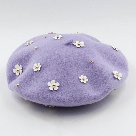 purple aesthetic Daisy Flower Pattern, Girls Cap, Kawaii Hat, Anting Manik, Cap Baby, Hat Aesthetic, Lavender Aesthetic, Purple Hats, Cap Women