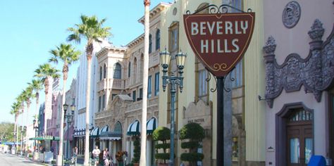 Beverly Hills Hotel Wallpaper, Los Angeles Wallpaper, Aesthetic California, Los Angeles Aesthetic, California Aesthetic, Los Angeles Travel, Monterey Bay Aquarium, Beverly Hills Hotel, Los Angeles City