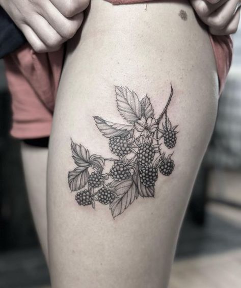 Melanie Benoit on Instagram: "Blackberry branch from one of my recent flash posts ✨" Blackberry Vine Tattoo Arm, Blackberry Plant Tattoo, Blackberry Bush Tattoo, Blackberry Tattoos, Blackberry Branch Tattoo, Beetle Tattoos, Blackberry Branch, Blueberry Tattoo, Blackberry Tattoo