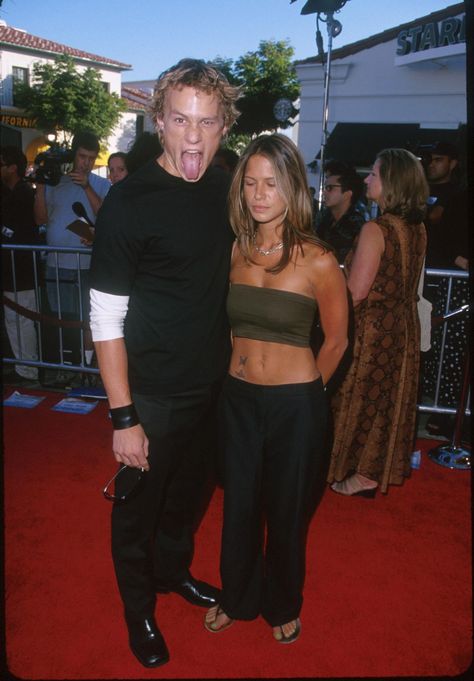 Heath Ledger Last Photo, Heath Ledger 90s Aesthetic, Heath Ledger Style, Heath Ledger 90s, Heath Ledger Aesthetic, Heath Ledger Died, Health Ledger, Rhona Mitra, Detroit Rock City