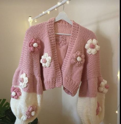 Crochet Sweater Design, Diy Vetement, Crochet Fashion Patterns, Cardigan Pattern, Cute Sweaters, Sweater Design, Crochet Cardigan, Mode Inspiration, Crochet Fashion