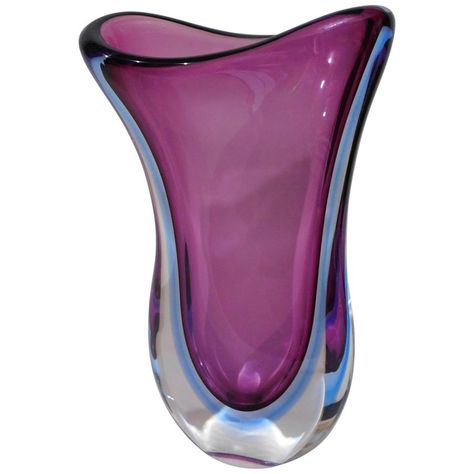 1stdibs Art Glass Hand Blown Art Flower Vase Seguso Italian Glass Fancy Vases, Raw Steel Furniture, Colorful Vases, Glass Overlay, Crystal Vases, Glass Flower Vase, Modern Style Furniture, Glass Flower Vases, Murano Italy