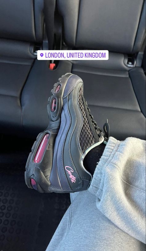 Airmax 95, Nike Converse, Badass Style, Boys Fits, Fits Clothes, Trainer Sneakers, Street Style Outfits Men, Hype Shoes, Swag Shoes