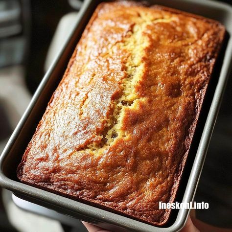 Hawaiian Banana Cake, Banana Coconut Bread Recipe, Tropical Banana Bread, Hawaiian Banana Bread Crushed Pineapple, Banana Bread Healthy Recipe, Ripe Banana Recipes Easy, Desert Pastries, Babana Bread, Hawaiian Banana Bread Recipe