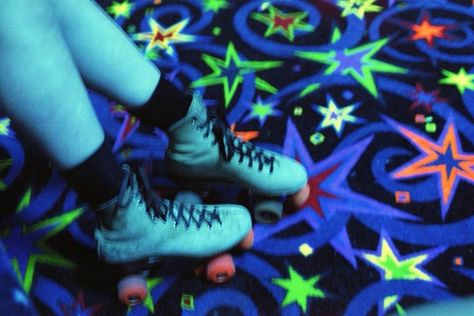 Roller Rink Aesthetic, 80s Roller Rink, Unreality Aesthetic, Tome Kurata, Ibuki Mioda, Roller Rink, New Retro Wave, Neon Aesthetic, It Goes On