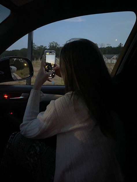 Jess Core Aesthetic, Cold Summer Aesthetic, Jessica Core Aesthetic, Taking Photos Aesthetic, Taking Pictures Aesthetic, Jess Aesthetic, Taking Pictures Of The Sky, Jess Core, Jessica Core