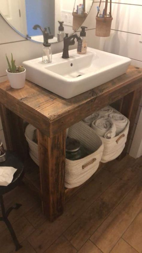 Single Bathroom Vanity Rustic, Rustic Furniture Bathroom, Diy Wooden Bathroom Vanity, Bathroom Vanity Diy Ideas, Diy Bath Vanity, Homemade Bathroom Vanity, Unique Bathroom Vanity Ideas, Wooden Vanity Bathroom, Farmhouse Bathroom Vanity Ideas