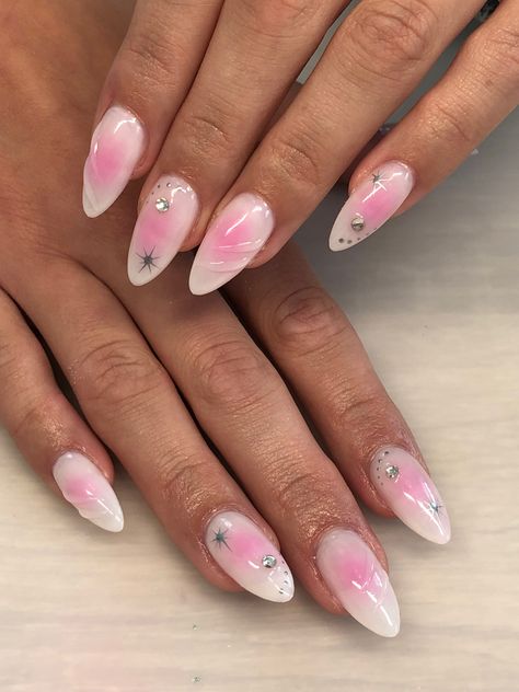 Milky Aura Pink White Aura Nails, Milky Aura Nails, Pink And White Aura Nails, White And Pink Aura Nails, Aura Summer Nails, Milky White And Pink Nails, Light Pink Aura Nails, Aura Nails White, Milky Nails Ideas