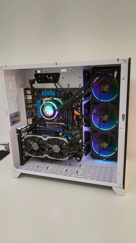 Online Games With Friends, Cheap Pc, Pc Builds, Amazon Sales, Setup Gamer, Gaming Pc Build, Amazon Black Friday, Computer Equipment, Custom Computer