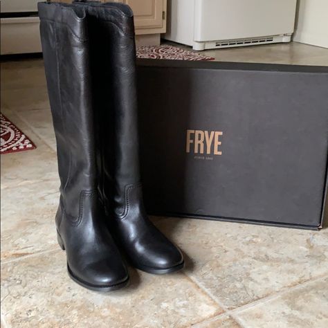 Beautiful Soft Leather Fry Boots Pull On Style Low Heel. These Are Brand New Comes With Original Box. Black Boots No Heel, Fry Boots, Frye Boots Outfit, Womens Frye Boots, Frye Campus Boots, Black Frye Boots, Black Tall Boots, Frye Biker Boots, Leather Black Boots