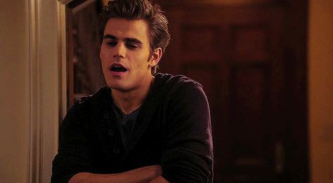 Stefan Salvatore Gif Season 1, Stefan Salvatore Gif, Tvd Imagines, Wattpad Vampire, The Salvatore Brothers, Salford City, Dream Cast, Vampire Diaries Stefan, Hello Darling