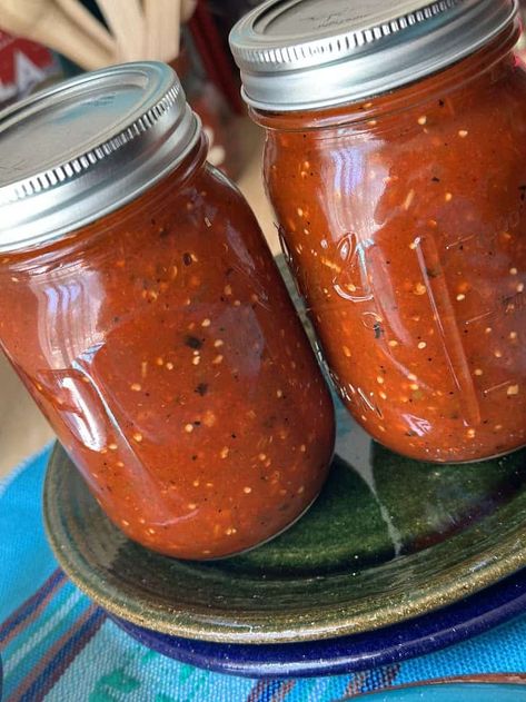 Red Chile New Mexico Salsa! New Mexico Chili Salsa, Mexican Hot Sauce Recipe, Red Chile Salsa, Mexican Red Salsa, New Mexico Chili, Mexican Salsa Recipes, Red Chili Sauce, Mexican Side Dishes, Salsa Guacamole