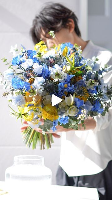 Nakajima Kazuki on Instagram: "Van Gogh's "The Starry Night" design tied together with spring flowers.
⁡
⁡
@nakajima_kazuki_florist
⁡
⁡
#flowerdesign #florist #bouquet #art #vangogh #starrynight" Art Vangogh, Vangogh Starrynight, Gogh The Starry Night, Bouquet Art, 2025 Wedding, The Starry Night, Summer 2025, Wedding Mood Board, Wedding Mood