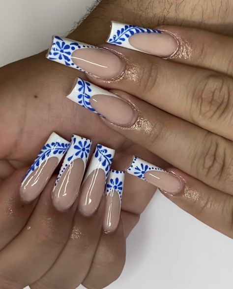 Mexico Style Nails, Ojo Nail Design, Don Julio Nails, Casamigos Nails, Azul Nails Ideas, Greek Acrylic Nails, Baddie Nails 2023, Costal Nail Ideas, Azul Tequila Nails