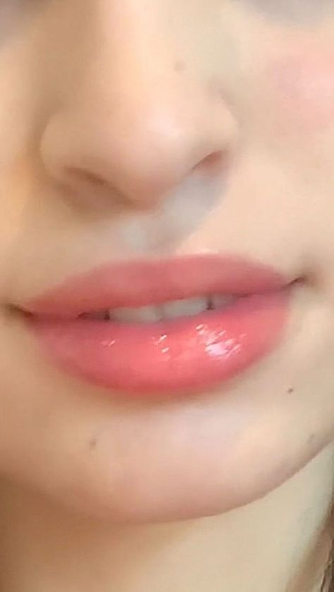 @traffygirls shared a video on Instagram: “Kissable cherry soft lip tut🍒👄 __________________ 📩Email us for Paid Promos ________________ 📸Source : @somcheri _________________ Follow:…” • May 20, 2022 at 1:17am UTC Lip Tut, Natural Pink Lips, Cherry Lips, Perfect Lips, Hot Lips, Soft Lips, Natural Lips, Pink Lips, May 20