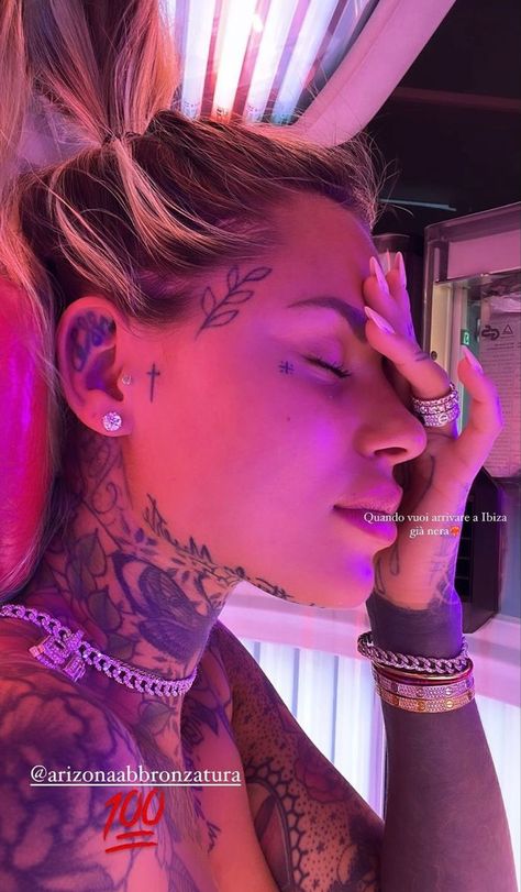 Small Sideburn Tattoo Women, Jawline Tattoo Women, Small Sideburn Tattoo, Side Face Tattoos For Women, Small Face Tattoos For Women, Cute Face Tattoos, Cheek Tattoo, Under Eye Tattoo, Small Face Tattoos