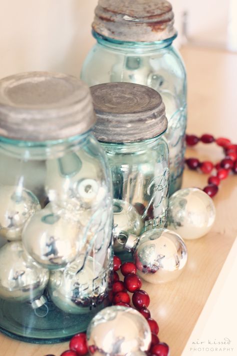 Large Blue Mason Jars & Silver Balls!! Simple Holiday Decor, Blue Mason Jars, Ball Jars, Noel Christmas, Christmas Kitchen, Christmas Love, Country Christmas, Christmas Deco, Christmas Joy