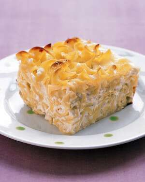 Kugel Recipes, Noodle Pudding, Hanukkah Dinner, Jewish Holiday Recipes, Jewish Cuisine, Jewish Foods, Hanukkah Food, Cottage Cheese Recipes, Jewish Food