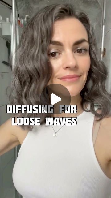 Sian Biddle | Wavy Curly Haircare on Instagram: "Do you struggle to diffuse your looser waves? 🤔

Here’s how I diffuse to get those lovely s-waves looking their best! I hope it helps you out! 🙌🏼

This time I was using @rhymeandreason gel serum as a single styler. Usually I would use a serum/light curl cream and a gel, so my hair turned out a little fluffier than usual, but I was okay with it! 🤭

It’s great to be able to change up how your hair looks and I like a relaxed wavy day, especially when life gets busy! 😮‍💨

Do you struggle with diffusing? 😭

#diffusinghair #diffusing #hairtips #wavyhair #loosewaves #naturalwaves #washdaytips #washday" Wavy Hair Without Diffuser, Hair Diffuser Tips, How To Diffuse Wavy Hair, Effortless Waves, Light Curls, Hair Diffuser, S Wave, Curl Cream, Natural Waves