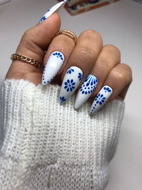 Blue Tile Nail Art, Mexican Inspired Nail Art, Blue Talavera Nails, Spanish Style Nails, Mexican Print Nails, Short Mexican Nails, Tequila Bottle Nails, Mexican Embroidery Nails, Mexican Acrylic Nails Design