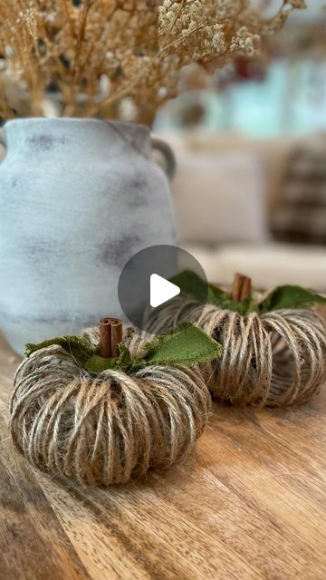 Jodie Kammerer on Instagram: "Comment JUTE for project instructions and links to supplies I used, including jute, cinnamon sticks and neutral twist ties. These are so easy and fun to make! I’m making a whole pumpkin patch of different size jute pumpkins to add to my fall decor! Have fun! 🫶 #falldecor #fallcrafts #easycrafts #pumpkinseason #pumpkincrafts #diypumpkin" String Pumpkins Diy, Diy Twine Pumpkins, Jute Pumpkins Diy, Easy Thanksgiving Decorations Diy, Sock Pumpkins Diy No Sew, Twine Pumpkins Diy, Jute Pumpkins, Yarn Pumpkins Diy, Rope Pumpkins