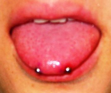 Piercing Lengua Horizontal, Horizontal Tongue Piercing, Jewelry Name, Snake Bite, Name Pictures, Snake Bites, Tongue Piercing, Tom Holland, The Search