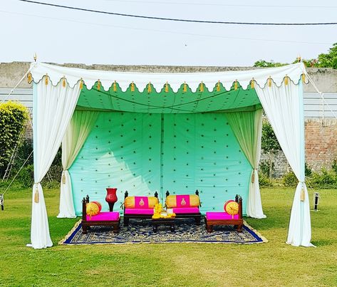 Shamiyana Tent for Indian Wedding Indian Wedding Tent, Backyard Indian Wedding, Balcony Design Exterior, Party Gazebo, Wedding Tents, Weddings Outdoor, Gazebo Plans, Grill Gazebo, Gazebo Tent