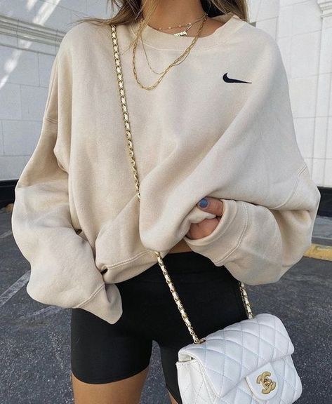 Adrette Outfits, Looks Pinterest, Cooler Look, Causual Outfits, Cute Comfy Outfits, Streetwear Fashion Women, 가을 패션, Fashion Streetwear, Mode Vintage