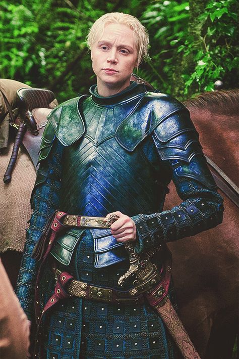 Game of Thrones - Brienne of Tarth Gwendolyn Christie, Jaime And Brienne, Game Of Thrones Costumes, Brienne Of Tarth, Game Of Thrones Tv, Got Game Of Thrones, Female Armor, Hbo Game Of Thrones, Larp Costume