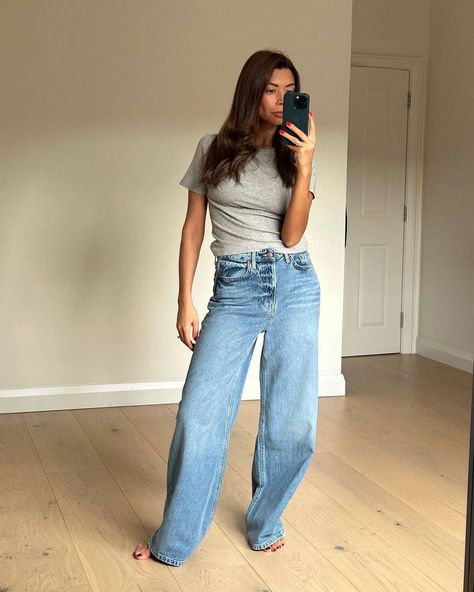 Slouchy Jeans Outfit, Light Denim Jeans Outfit, Boden Clothing, Denim Jeans Outfit, Wide Leg Jeans Outfit, Baggy Jeans Outfit, Light Denim Jeans, Slouchy Jeans, Spring Staples