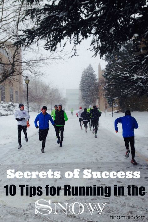 Running In The Snow, Running In Snow, Winter Running Gear, Marathon Motivation, Tips For Running, Power Lifting, Running Plan, Marathon Training Plan, Winter Workout