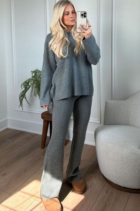 It’s LIVE!!! 🤍😭🎉🥹 my second fall collection as an Abercrombie Partner is here! 🤩 These pieces are designed for the ultimate cozy fall vibes, cute fall transitional outfits, and a fall capsule wardrobe. To show how versatile these pieces are, I'm styling this lounge set in multiple ways! I love a good set but it's fun to get creative. Do you like it? Tap to shop this fall look! Lounge Set Outfit, Fall Transitional Outfits, Winter Wedding Attire, Kathleen Post, Transitional Outfits, Cozy Fall Vibes, Fall Transition Outfits, Dream Aesthetic, Transition Outfits