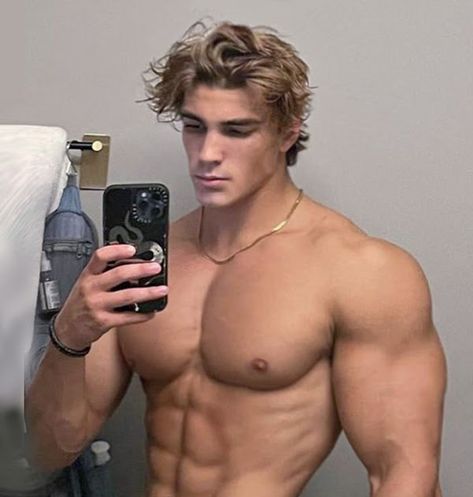 Fantasy muscle men, buff bodybuilders and good looking guys, BUILT by tallsteve. Ideal Male Body, Buff Guys, Cute Blonde Guys, Men Abs, Muscle Boy, Muscle Body, Blonde Guys, Men's Muscle, Aesthetic Guys