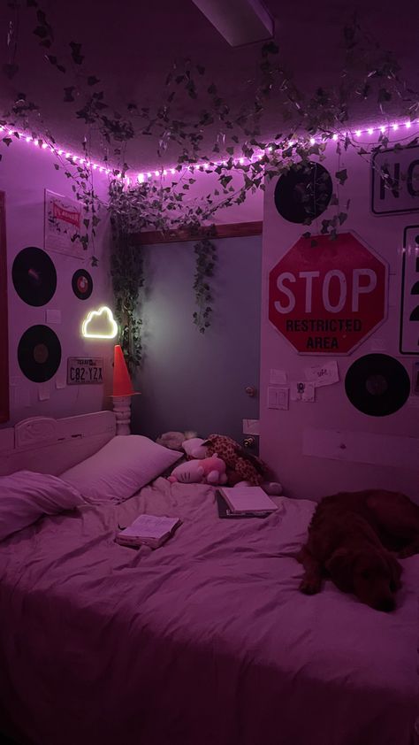 my safe space Room Organization Bedroom, Luxury Room Bedroom, Room Aesthetics, Chill Room, Room Redesign, Girly Room, Grunge Room, Indie Room, Redecorate Bedroom