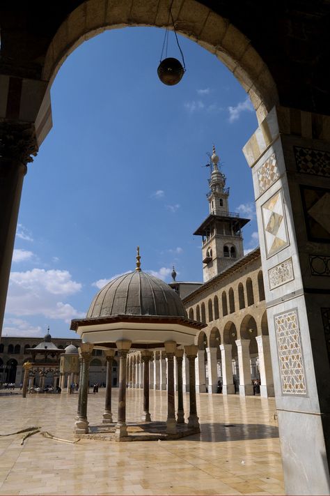 Ummayad Mosque, Syria Travel, Syrian Beauty, Syria Before And After, Umayyad Mosque, Syria Damascus, Eric Lafforgue, Damascus Syria, Dome Of The Rock