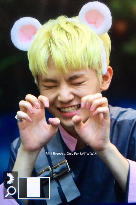 Is that an aegyo or a cringe? XD Kpop Cringe, Lee Jihoon, Summer Boy, Fanfiction, Einstein, Fangirl, Books Wattpad, Wattpad, The Unit