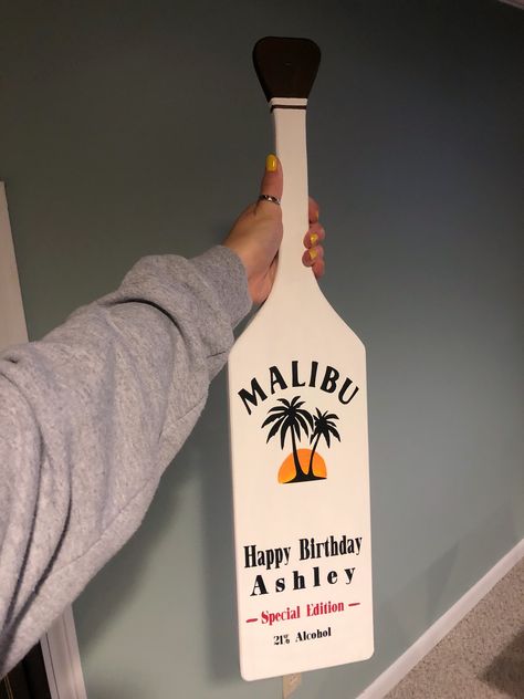 21 Sorority Paddles 21st Birthday, Paddle For Sorority, 21 Paddles Sorority, 21st Paddle Ideas, 21st Bday Paddle, Greek Life Paddles, Sorority 21 Paddles, Big Lil Paddles, 21st Sorority Paddles